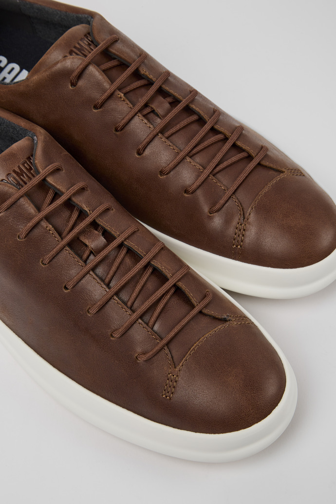 Men's Camper Chasis Trainers Brown | K100373-023