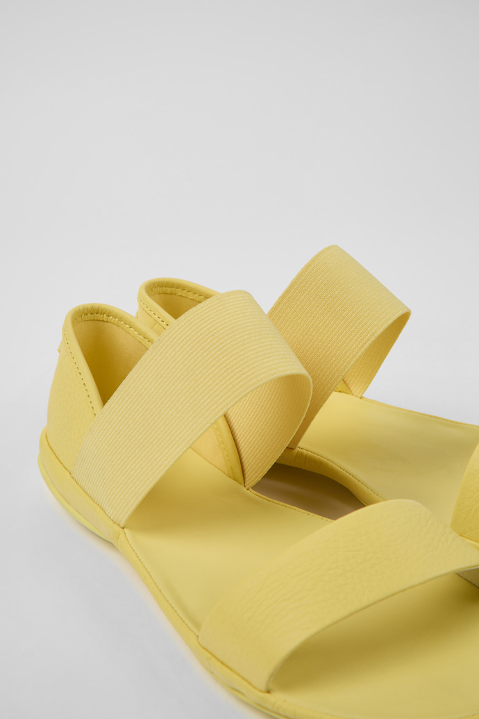 Women's Camper Right Sandals Yellow | 21735-084