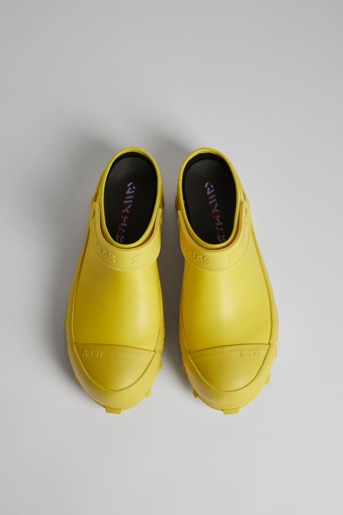 Men's Camper Traktori Clogs Yellow | K100767-004